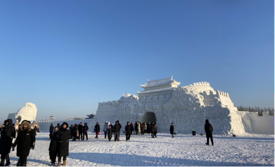 ������̫ƽ�ر�ѩ��ʳ�����R����̫ƽ��30�fƽ���׏V韈����c��Ȼ�����YԴ����7.5�f�����ױ�ѩ���@��