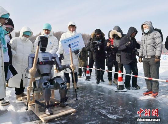 1��10���������L(zh��ng)�����C(j��)�������������ϓ]��(d��ng)ѩ�ȣ��ڱ����ϊ^��������(�Y�ψD) ���� �z